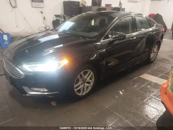 3FA6P0SU8HR188466 2017 FORD FUSION - Image 2