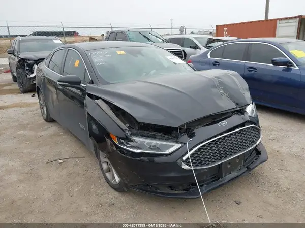 3FA6P0SU8HR238959 2017 FORD FUSION - Image 1