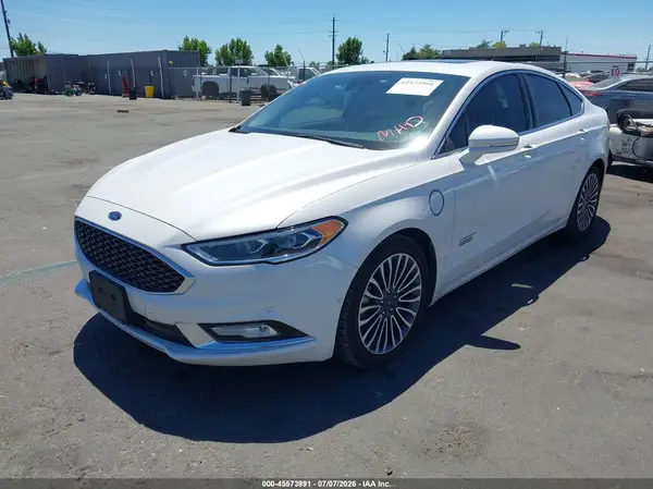 3FA6P0SU8HR253235 2017 FORD FUSION - Image 2