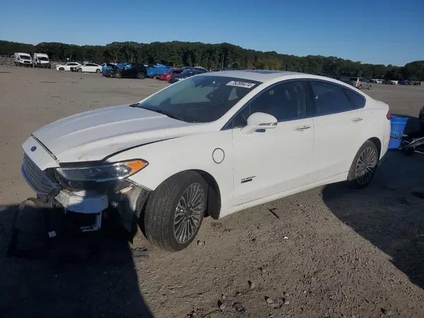 3FA6P0SU8HR268561 2017 FORD FUSION - Image 1