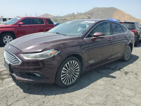 3FA6P0SU8HR313773 2017 FORD FUSION - Image 1
