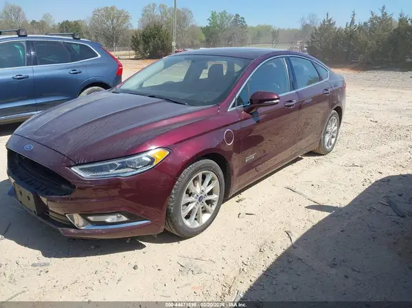 3FA6P0SU8HR327706 2017 FORD FUSION - Image 2