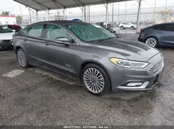 3FA6P0SU8HR329570 2017 FORD FUSION