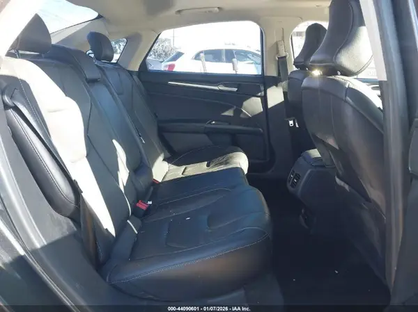 3FA6P0SU8HR350502 2017 FORD FUSION - Image 8