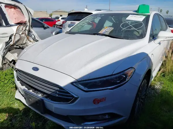 3FA6P0SU8HR354288 2017 FORD FUSION - Image 2