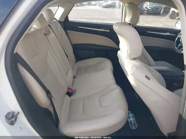 3FA6P0SU8HR354288 2017 FORD FUSION - Image 8
