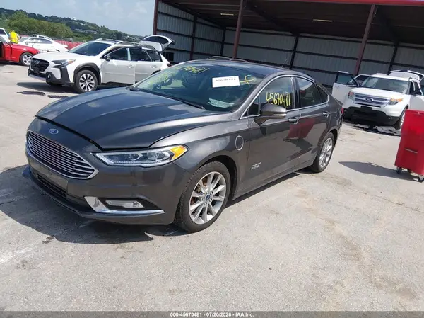 3FA6P0SU8JR135885 2018 FORD FUSION - Image 2