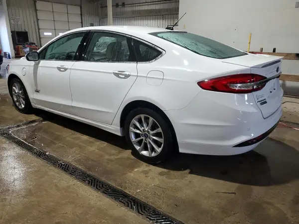 3FA6P0SU8JR152962 2018 FORD FUSION - Image 2