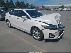 3FA6P0SU8KR115301 2019 FORD FUSION