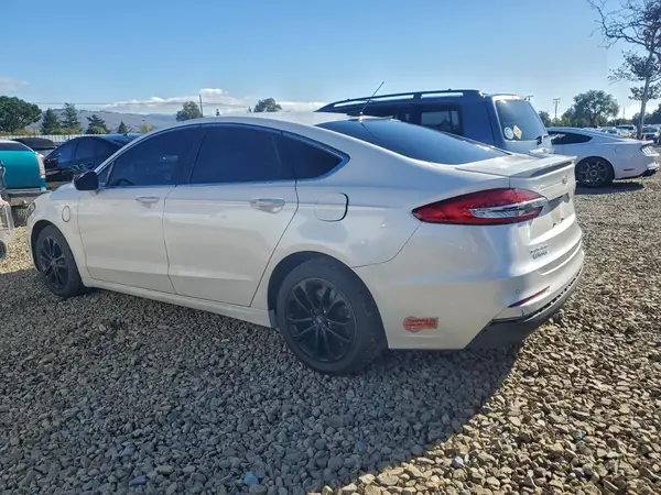 3FA6P0SU8KR178138 2019 FORD FUSION - Image 2