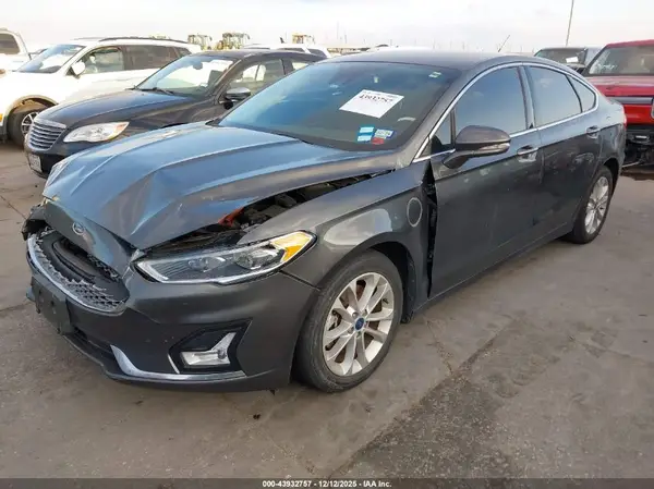 3FA6P0SU8KR192007 2019 FORD FUSION - Image 2
