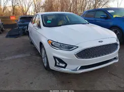 3FA6P0SU8KR192900 2019 FORD FUSION