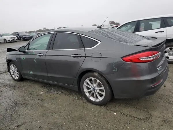 3FA6P0SU8KR252240 2019 FORD FUSION - Image 2