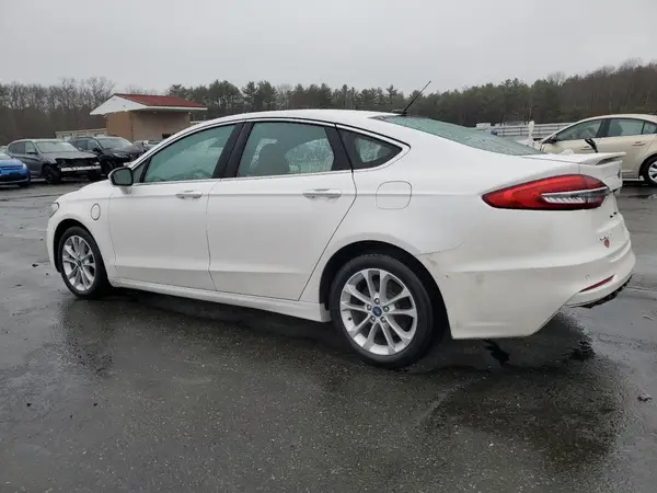 3FA6P0SU8LR132021 2020 FORD FUSION - Image 2