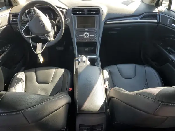 3FA6P0SU8LR158750 2020 FORD FUSION - Image 8