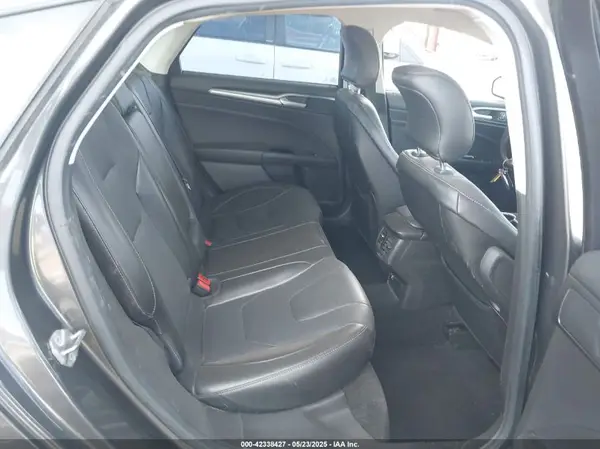 3FA6P0SU9GR134575 2016 FORD FUSION - Image 8
