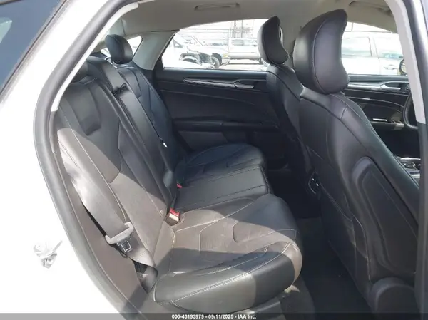 3FA6P0SU9GR235941 2016 FORD FUSION - Image 8
