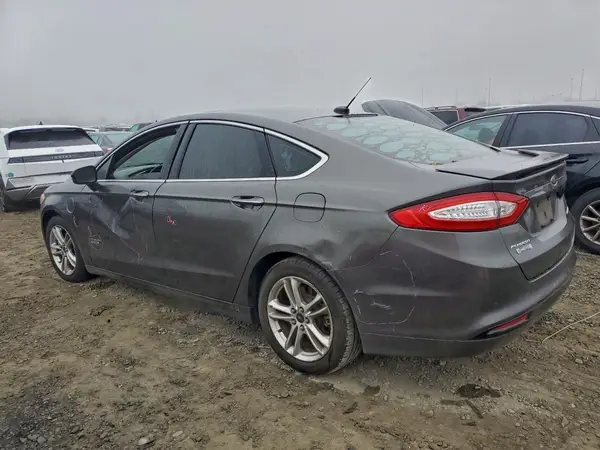 3FA6P0SU9GR316132 2016 FORD FUSION - Image 2