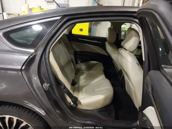 3FA6P0SU9HR147148 2017 FORD FUSION - Image 8