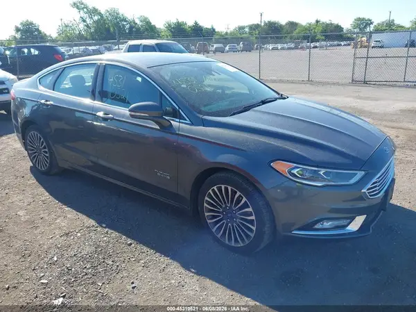 3FA6P0SU9HR151958 2017 FORD FUSION - Image 1