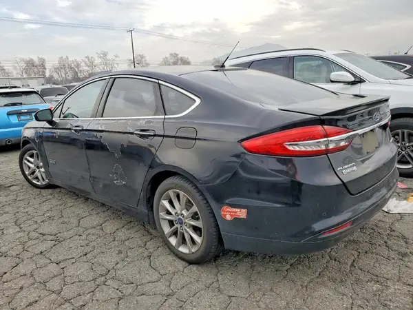 3FA6P0SU9HR152236 2017 FORD FUSION - Image 2