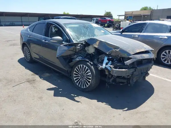 3FA6P0SU9HR354591 2017 FORD FUSION - Image 1
