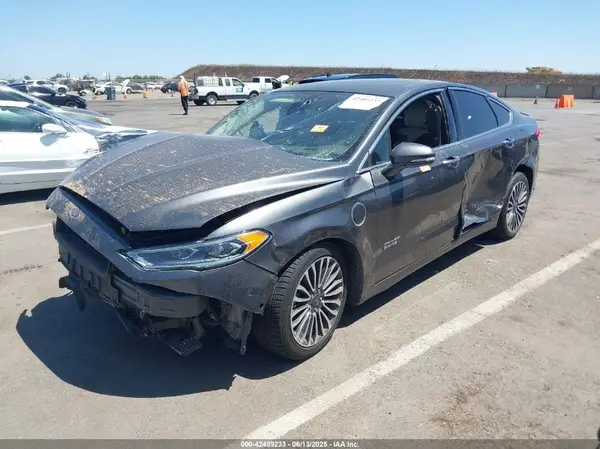 3FA6P0SU9HR354591 2017 FORD FUSION - Image 2