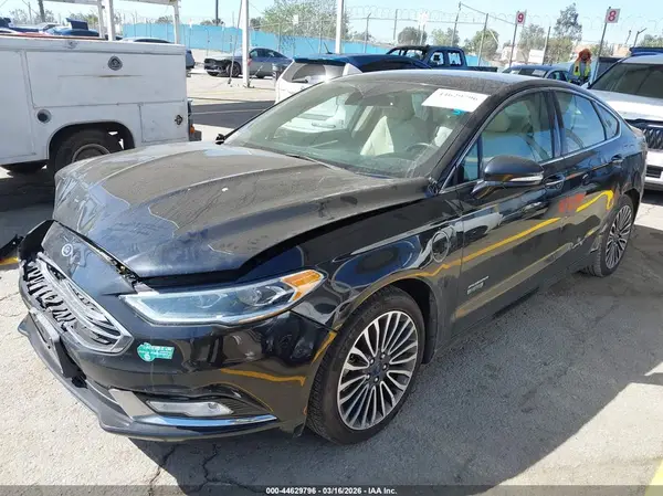 3FA6P0SU9HR379653 2017 FORD FUSION - Image 2