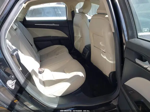 3FA6P0SU9HR379653 2017 FORD FUSION - Image 8