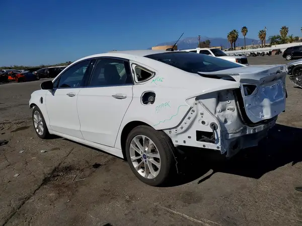 3FA6P0SU9KR103965 2019 FORD FUSION - Image 2