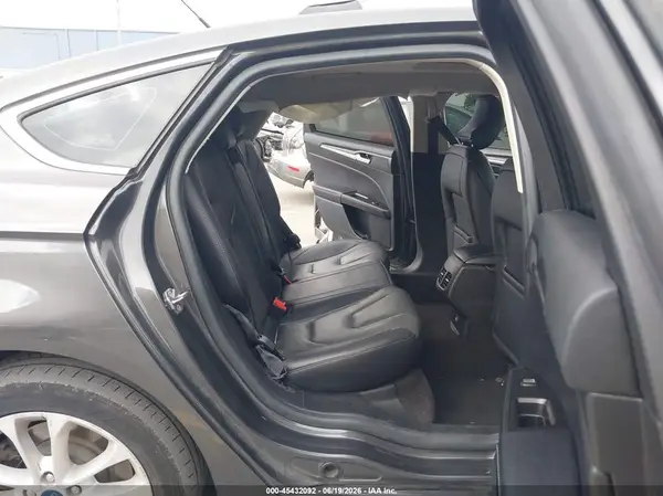 3FA6P0SU9KR201796 2019 FORD FUSION - Image 8