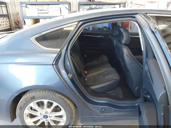 3FA6P0SU9KR211227 2019 FORD FUSION - Image 8