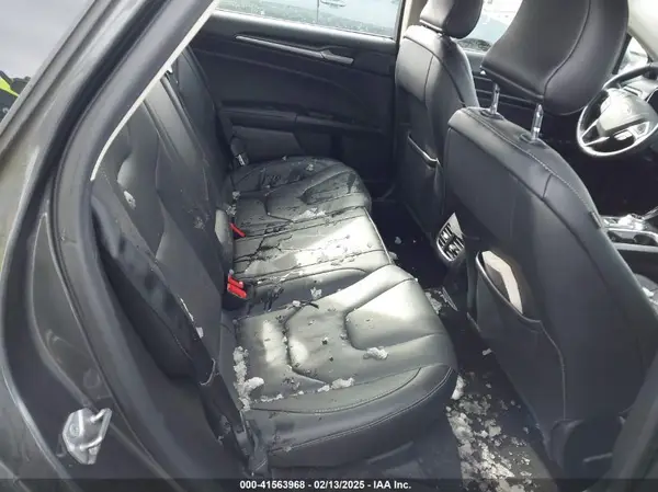 3FA6P0SU9KR227833 2019 FORD FUSION - Image 8
