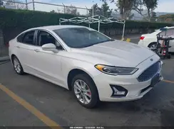 3FA6P0SU9KR232448 2019 FORD FUSION