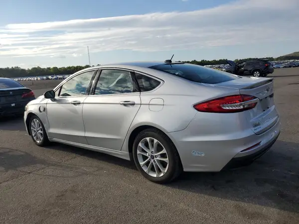 3FA6P0SU9KR236113 2019 FORD FUSION - Image 2