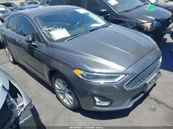 3FA6P0SU9KR284310 2019 FORD FUSION