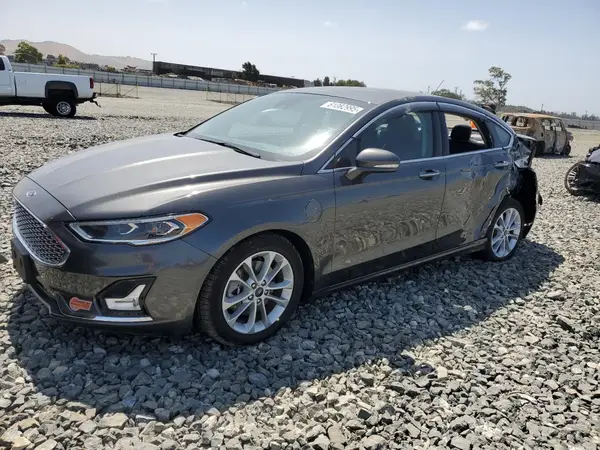 3FA6P0SU9LR113073 2020 FORD FUSION - Image 1