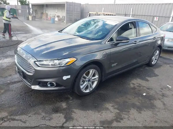 3FA6P0SUXGR229551 2016 FORD FUSION - Image 2