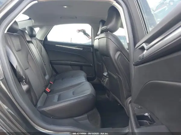 3FA6P0SUXGR229551 2016 FORD FUSION - Image 8