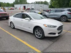 3FA6P0SUXGR364285 2016 FORD FUSION