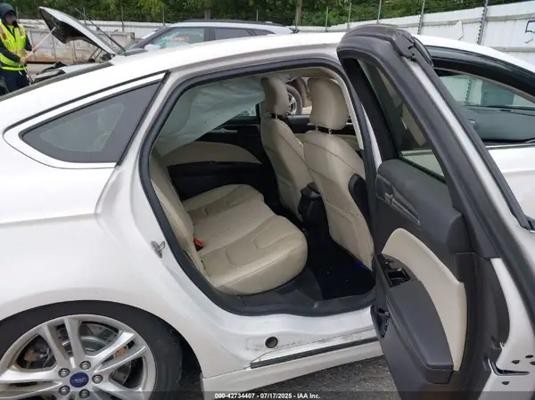 3FA6P0SUXGR364285 2016 FORD FUSION - Image 8