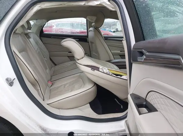 3FA6P0SUXHR102574 2017 FORD FUSION - Image 8