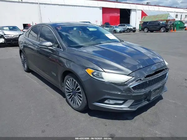 3FA6P0SUXHR130004 2017 FORD FUSION - Image 1