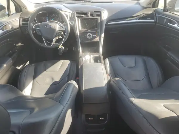 3FA6P0SUXHR245637 2017 FORD FUSION - Image 8