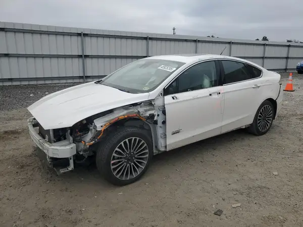 3FA6P0SUXHR256864 2017 FORD FUSION - Image 1