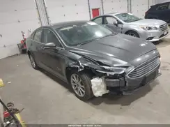 3FA6P0SUXJR126282 2018 FORD FUSION