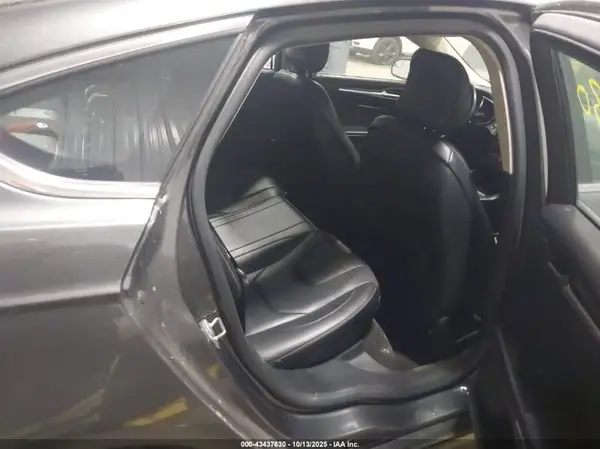 3FA6P0SUXJR126282 2018 FORD FUSION - Image 8