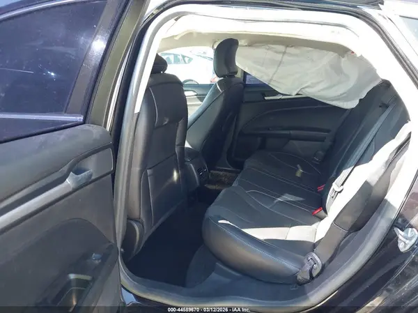 3FA6P0SUXKR114697 2019 FORD FUSION - Image 8