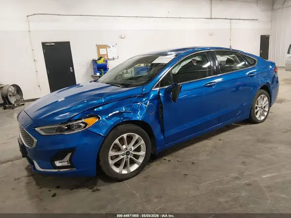 3FA6P0SUXKR185284 2019 FORD FUSION - Image 2