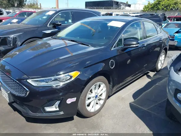 3FA6P0SUXKR200334 2019 FORD FUSION - Image 2